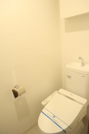 イート アパートメント ヴェリタスの物件内観写真